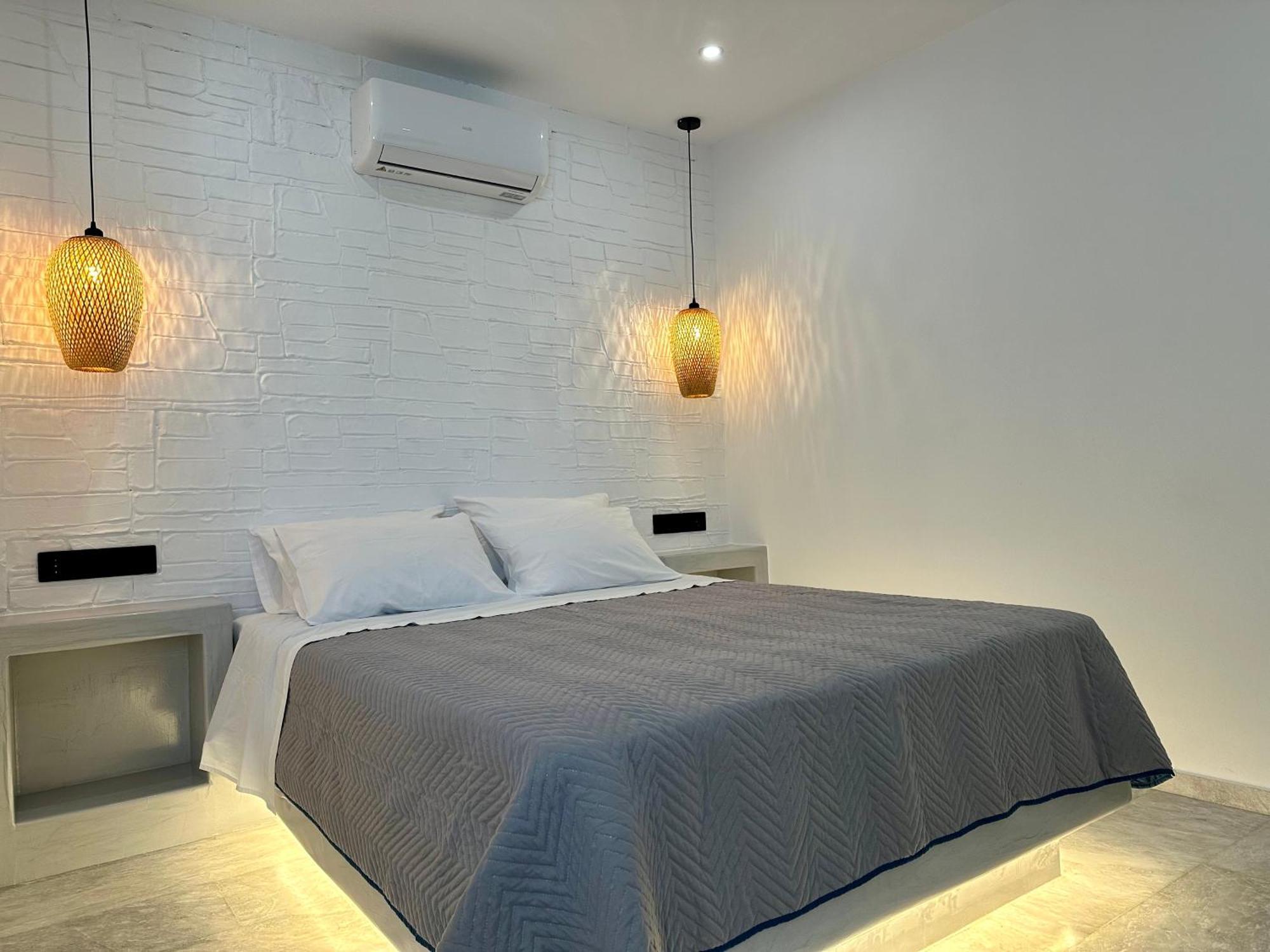Aphrodite Hotel & Apartments Chora  Bagian luar foto